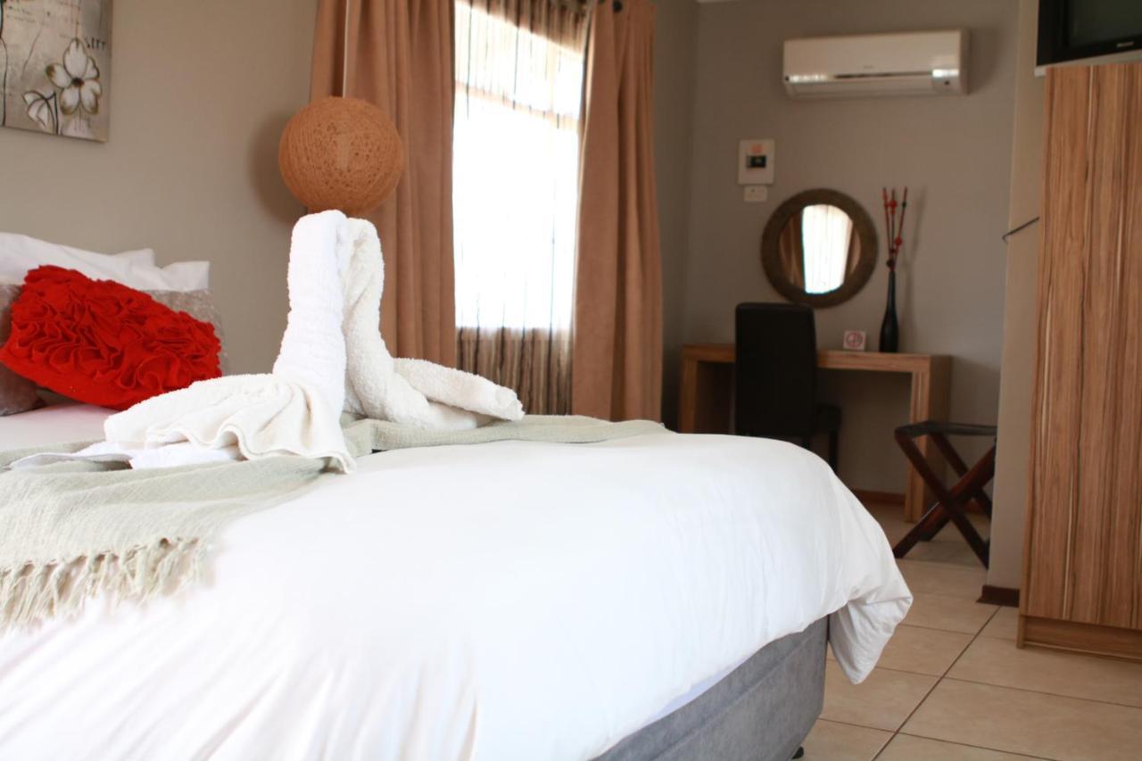 Maritz Country Lodge Keetmanshoop Exterior photo