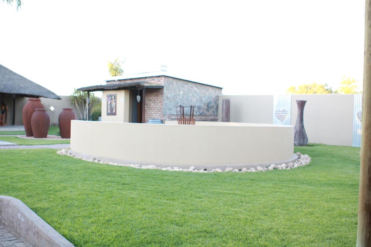 Maritz Country Lodge Keetmanshoop Exterior photo
